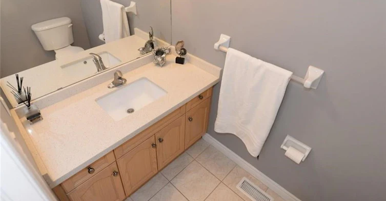 24 Bosworth Street, Hamilton, ON, L9K 1N8 - 11