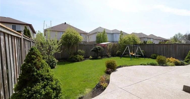 24 Bosworth Street, Hamilton, ON, L9K 1N8 - 30