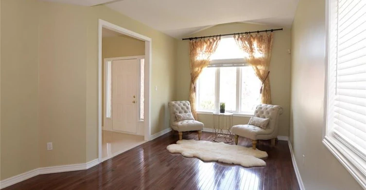 24 Bosworth Street, Hamilton, ON, L9K 1N8 - 2