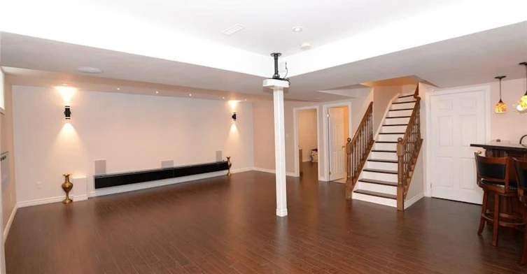 24 Bosworth Street, Hamilton, ON, L9K 1N8 - 24