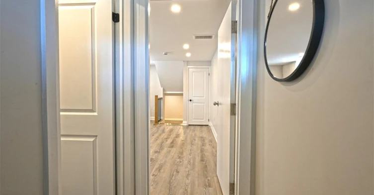 Lower-2392 Cashmere Avenue, Mississauga, ON, L5B 2M6 - 4