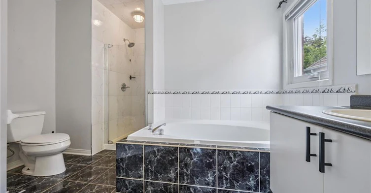 2456 Sixth Line, Oakville, ON, L6H 5Z8 - 26