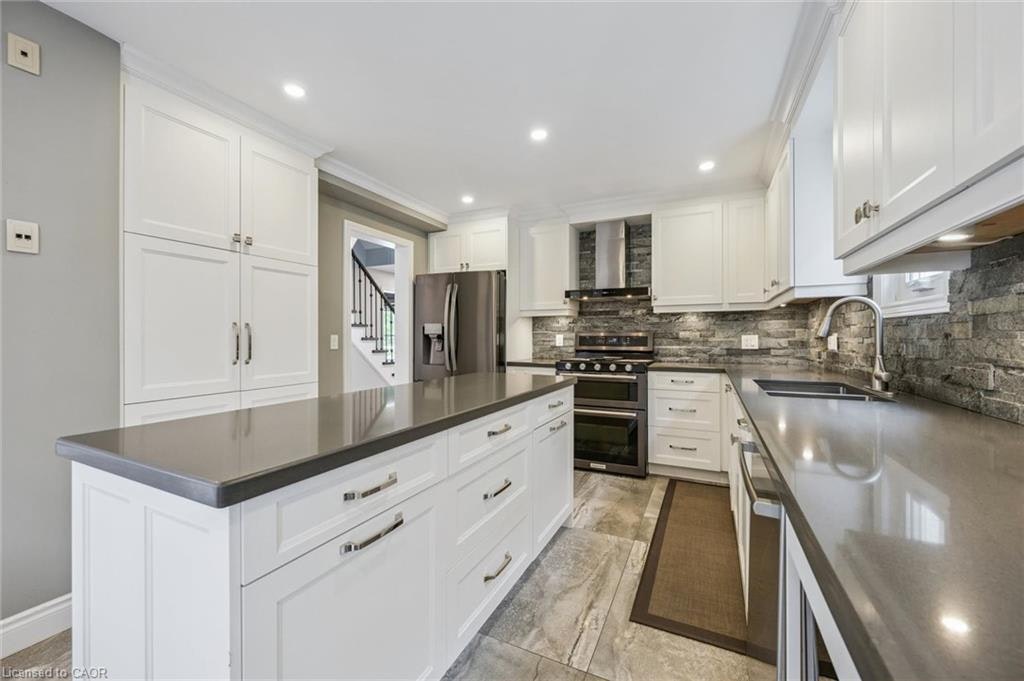 2456 Sixth Line, Oakville, ON, L6H 5Z8 - 9