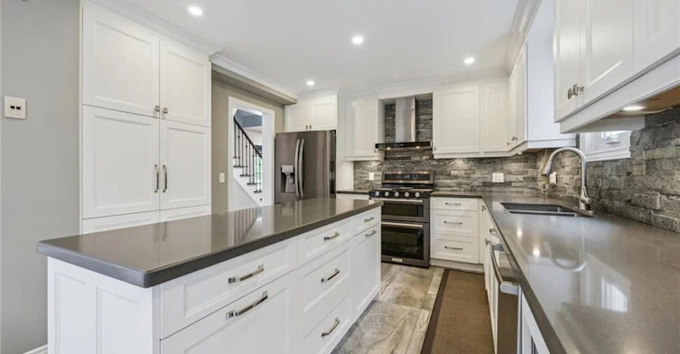 2456 Sixth Line, Oakville, ON, L6H 5Z8 - 9