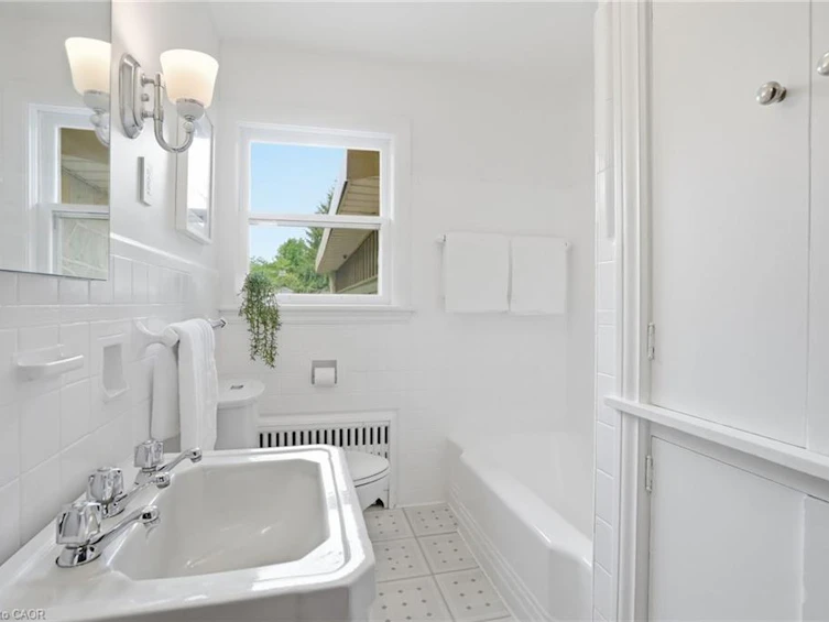 326 Old Brock Road, Hamilton, ON, L9H 5H6 - 24