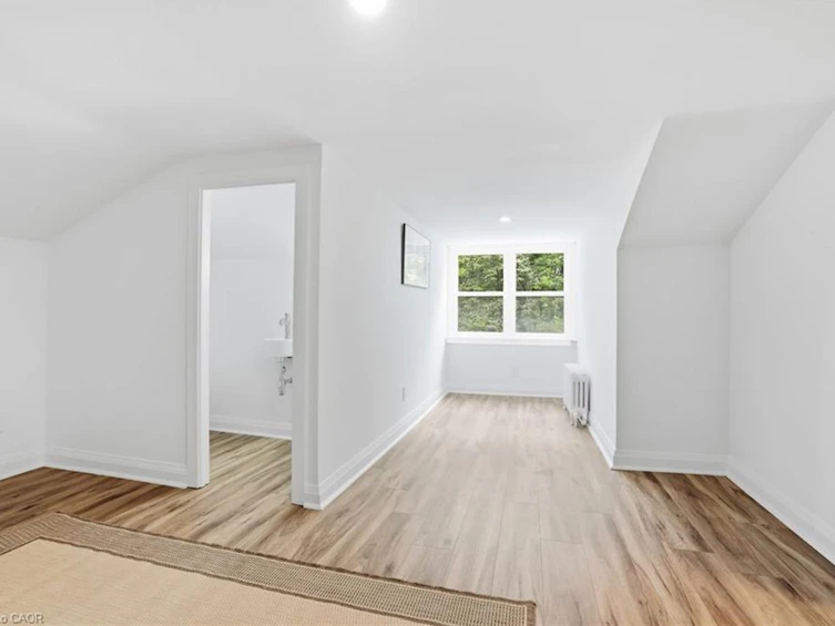 326 Old Brock Road, Hamilton, ON, L9H 5H6 - 31