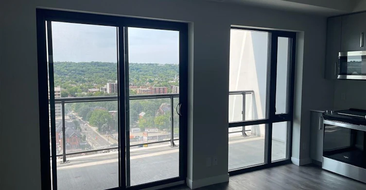 1501-15 Queen Street S, Hamilton, ON, L8P 3R6 - 3