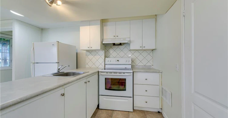 BASEMENT-3332 Angel Pass Drive, Mississauga, ON, L5M 7K2 - 21