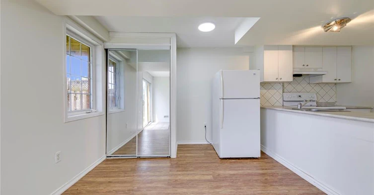 BASEMENT-3332 Angel Pass Drive, Mississauga, ON, L5M 7K2 - 6