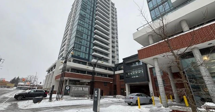 2405-15 Wellington Street S, Kitchener, ON, N2G 0E4 - 2