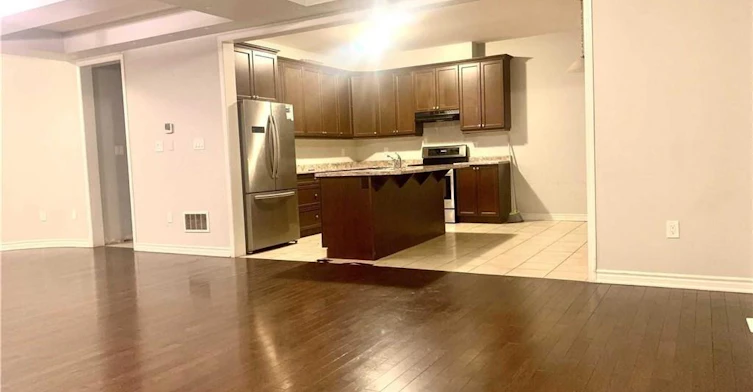9 Troyer Street, Brampton, ON, L7A 4T4 - 10