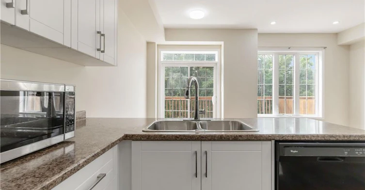 132-21 Diana Avenue, Brantford, ON, N3T 0G7 - 13