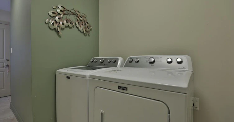 21-7 Gibson Place, St. Catharines, ON, L2R 0A3 - 21