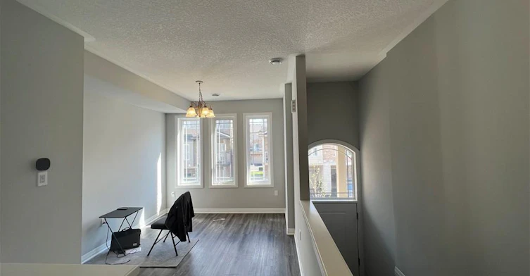 18 Aqua Lane, Hamilton, ON, L0R 1P0 - 18