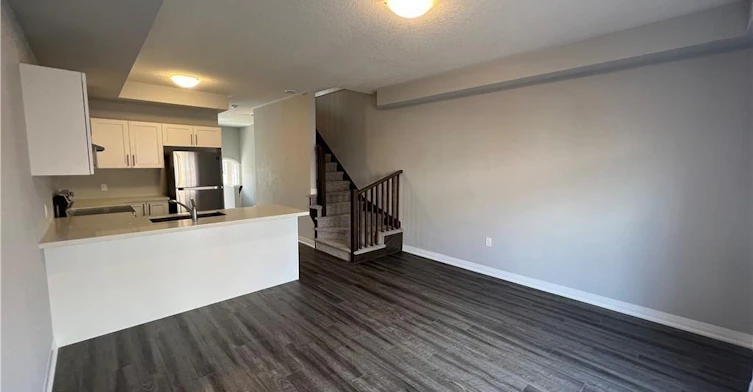 18 Aqua Lane, Hamilton, ON, L0R 1P0 - 12