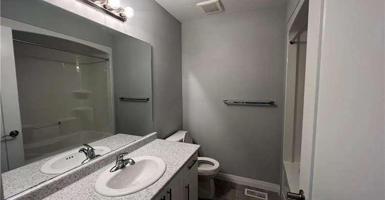 18 Aqua Lane, Hamilton, ON, L0R 1P0 - 5