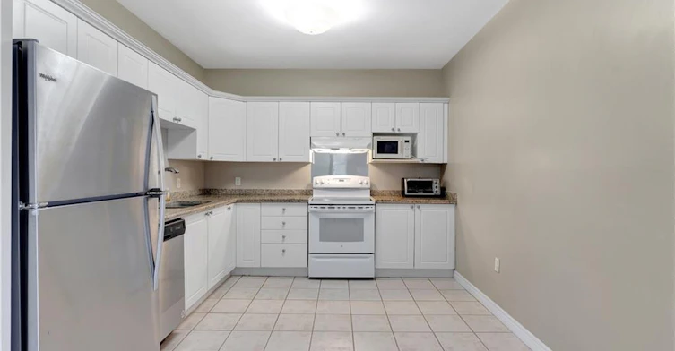 303-255 Keats Way, Waterloo, ON, N2L 6N6 - 11