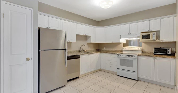 303-255 Keats Way, Waterloo, ON, N2L 6N6 - 12
