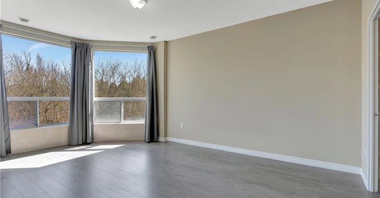 303-255 Keats Way, Waterloo, ON, N2L 6N6 - 31