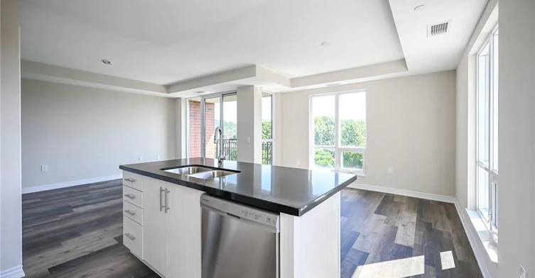 512-2750 King Street E, Hamilton, ON, L8G 0B8 - 11