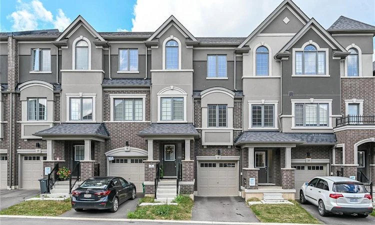19-620 Colborne Street W
