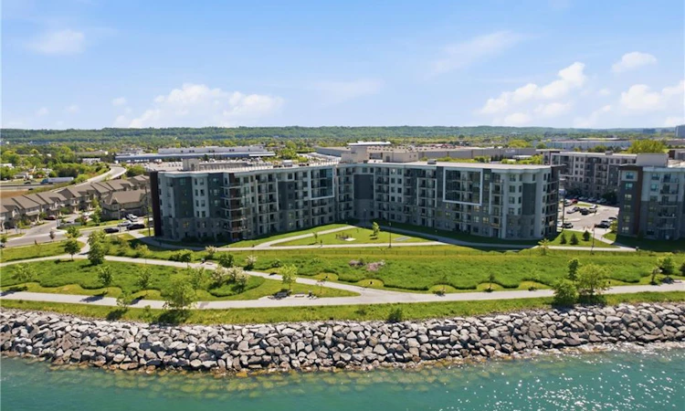 129-101 Shoreview Place