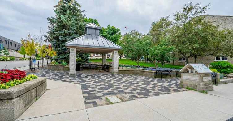 62 Michigan Avenue, Cambridge, ON, N3C 0C8 - 23