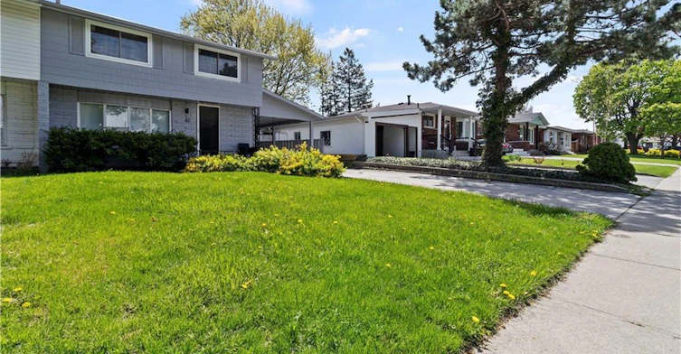 LOWER-61 Goldfinch Road, Hamilton, ON, L9A 3W9 - 2