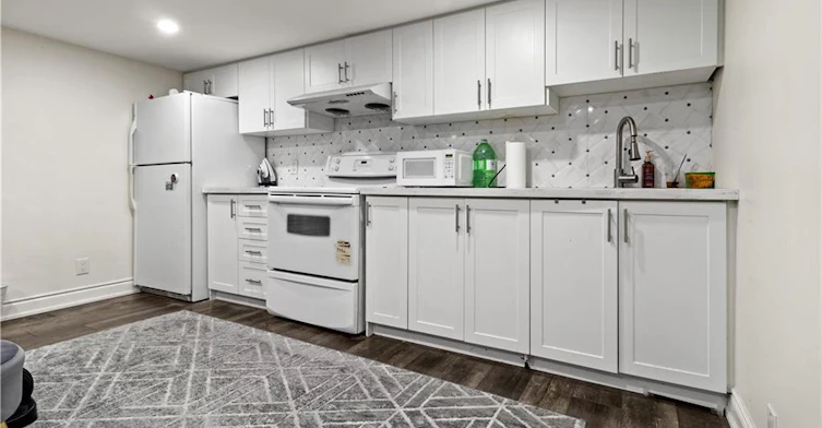 LOWER-61 Goldfinch Road, Hamilton, ON, L9A 3W9 - 9