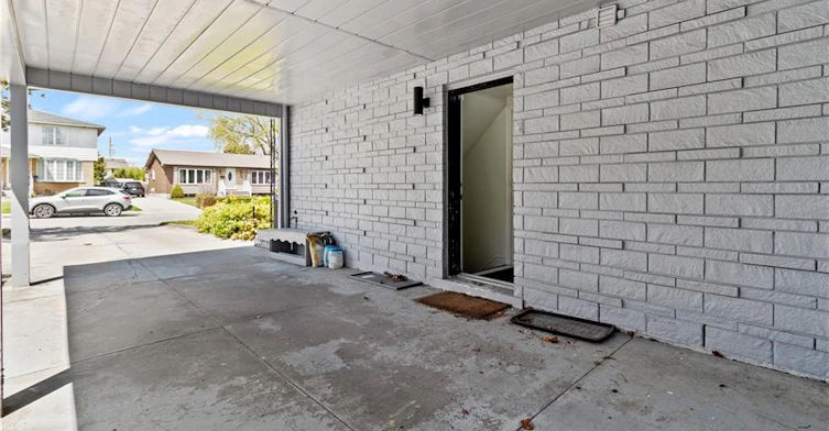 LOWER-61 Goldfinch Road, Hamilton, ON, L9A 3W9 - 4