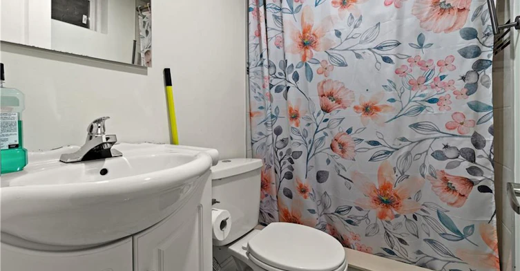 LOWER-61 Goldfinch Road, Hamilton, ON, L9A 3W9 - 13