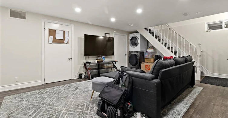 LOWER-61 Goldfinch Road, Hamilton, ON, L9A 3W9 - 8