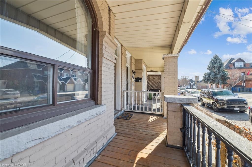 28 St Matthews Avenue, Hamilton, ON, L8L 5P3 - 4