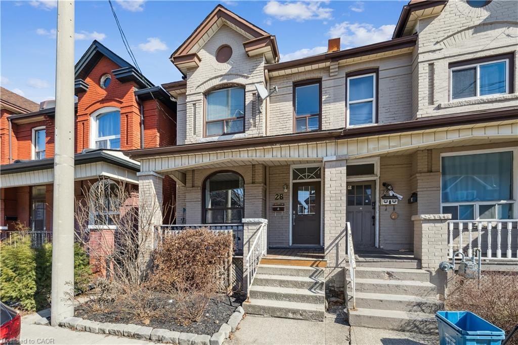 28 St Matthews Avenue, Hamilton, ON, L8L 5P3 - 2