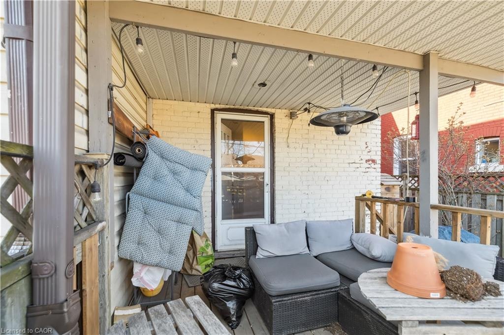 28 St Matthews Avenue, Hamilton, ON, L8L 5P3 - 31