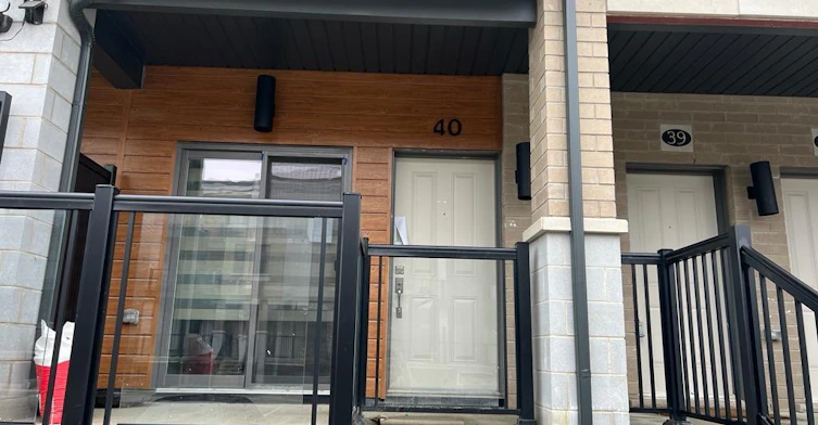 C40-25 Isherwood Avenue, Cambridge, ON, N1R 0E2 - 2