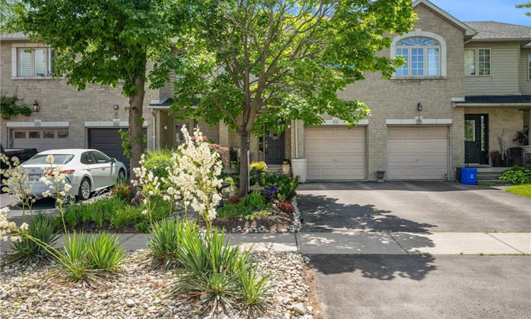 64 Foxborough Drive