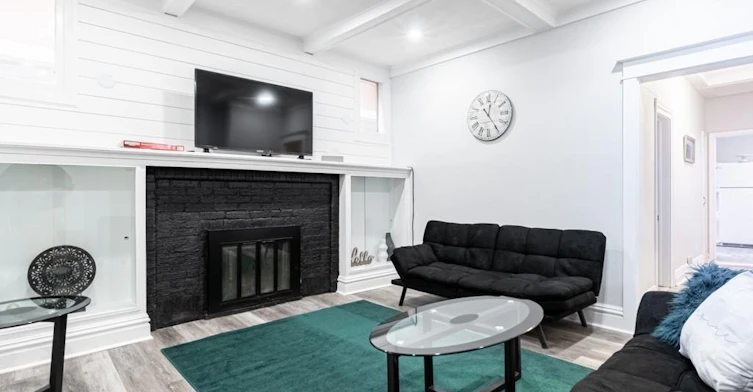 1-148 Gage Avenue S, Hamilton, ON, L8M 3E1 - 2