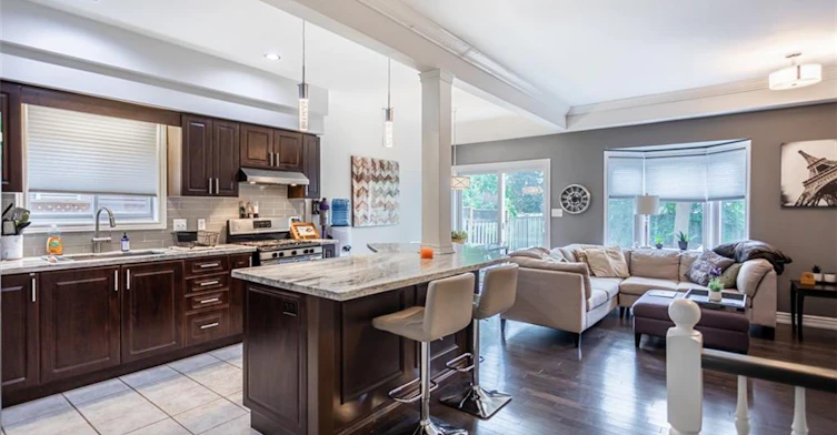 2138 Crosswinds Court, Burlington, ON, L7M 4K9 - 3