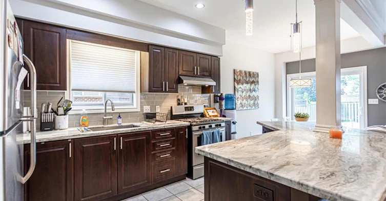 2138 Crosswinds Court, Burlington, ON, L7M 4K9 - 5