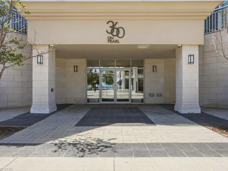 1302-360 Pearl Street, Burlington, ON, L7R 1E1 - 2