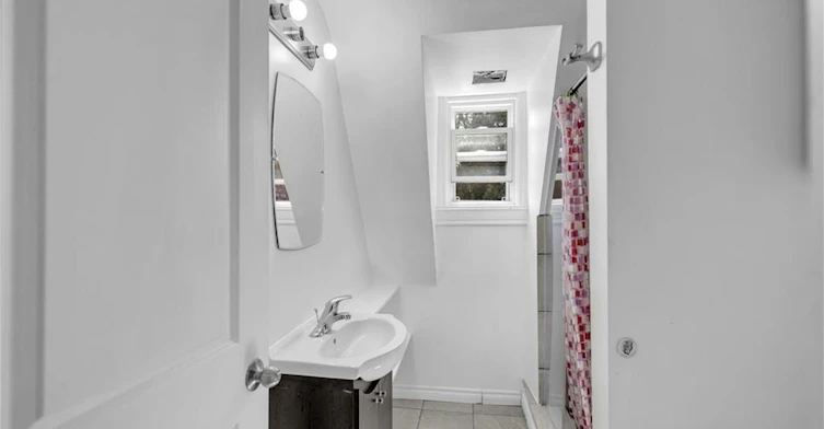 268 West Avenue N, Hamilton, ON, L8L 5C9 - 29