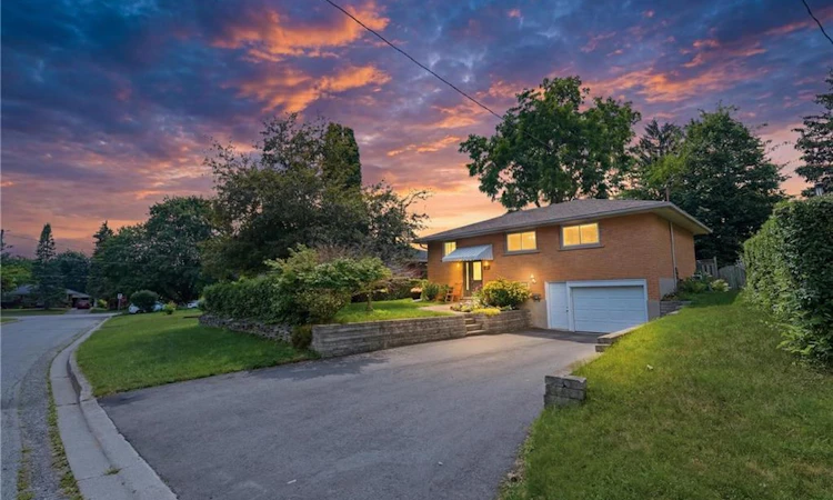 56 Renwick Avenue