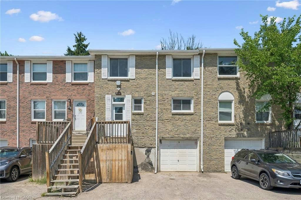 204 Westcourt Place, Waterloo, ON, N2L 2R7