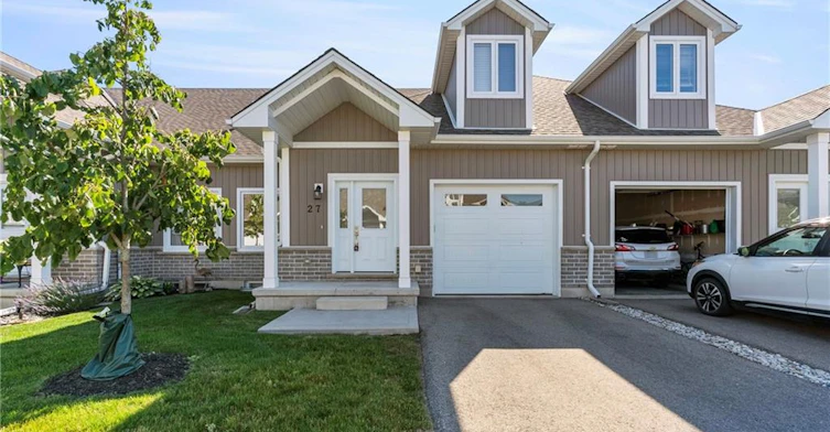 27-744 Nelson Street W, Norfolk County, ON, N0A 1N2
