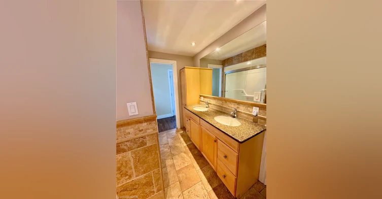 9 Filbert Street, Kitchener, ON, N2H 1Y1 - 13