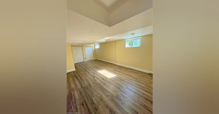 9 Filbert Street, Kitchener, ON, N2H 1Y1 - 17