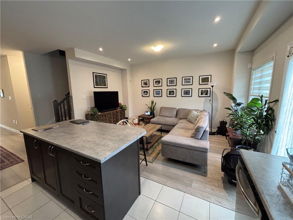 93 Bilanski Farm Road, Brantford, ON, N3S 0J4 - 5
