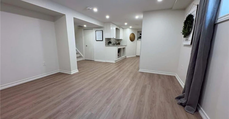 LOWER-29 East 41st Street, Hamilton, ON, L8T 2Z4 - 11