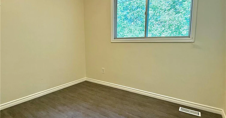3-62 Bond Street, Kitchener, ON, N2H 4S5 - 3